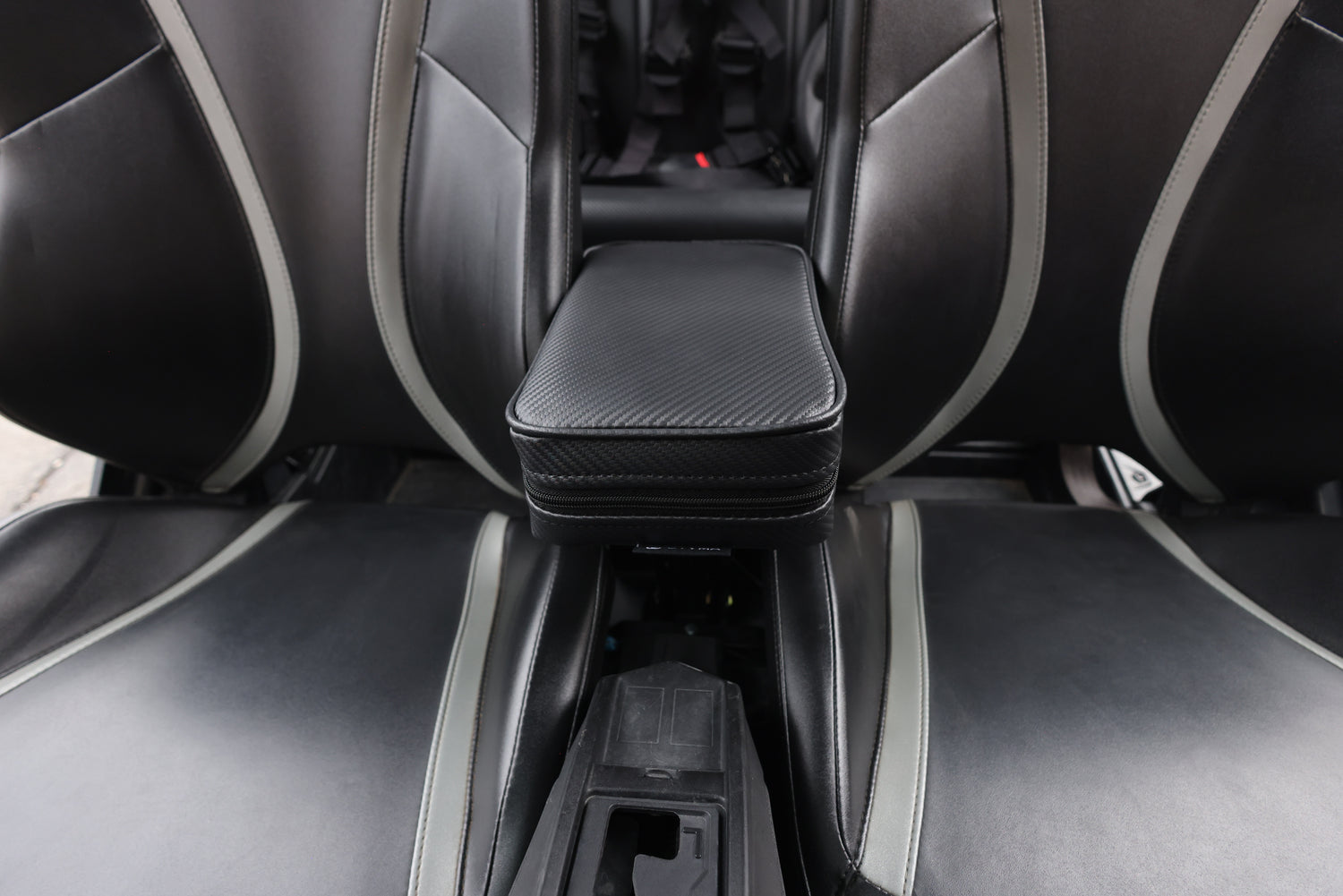 UTVMA Maverick Sport Armrest with Bracket (2018-2024)