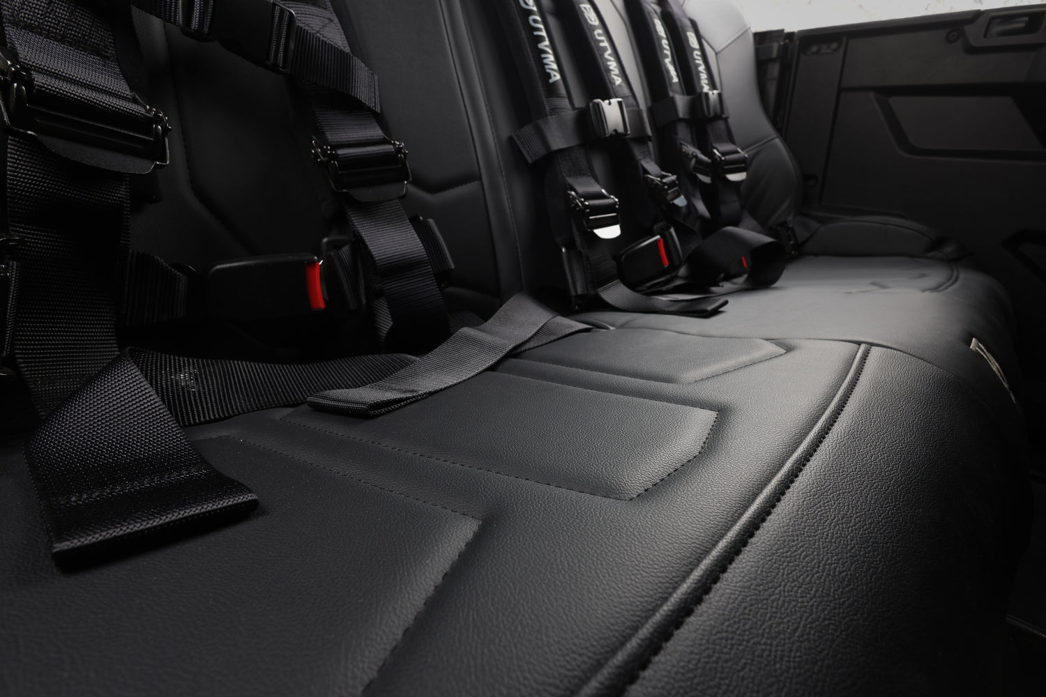 General 1000 Rear Bench Seat W Harnesses (2017-2025)