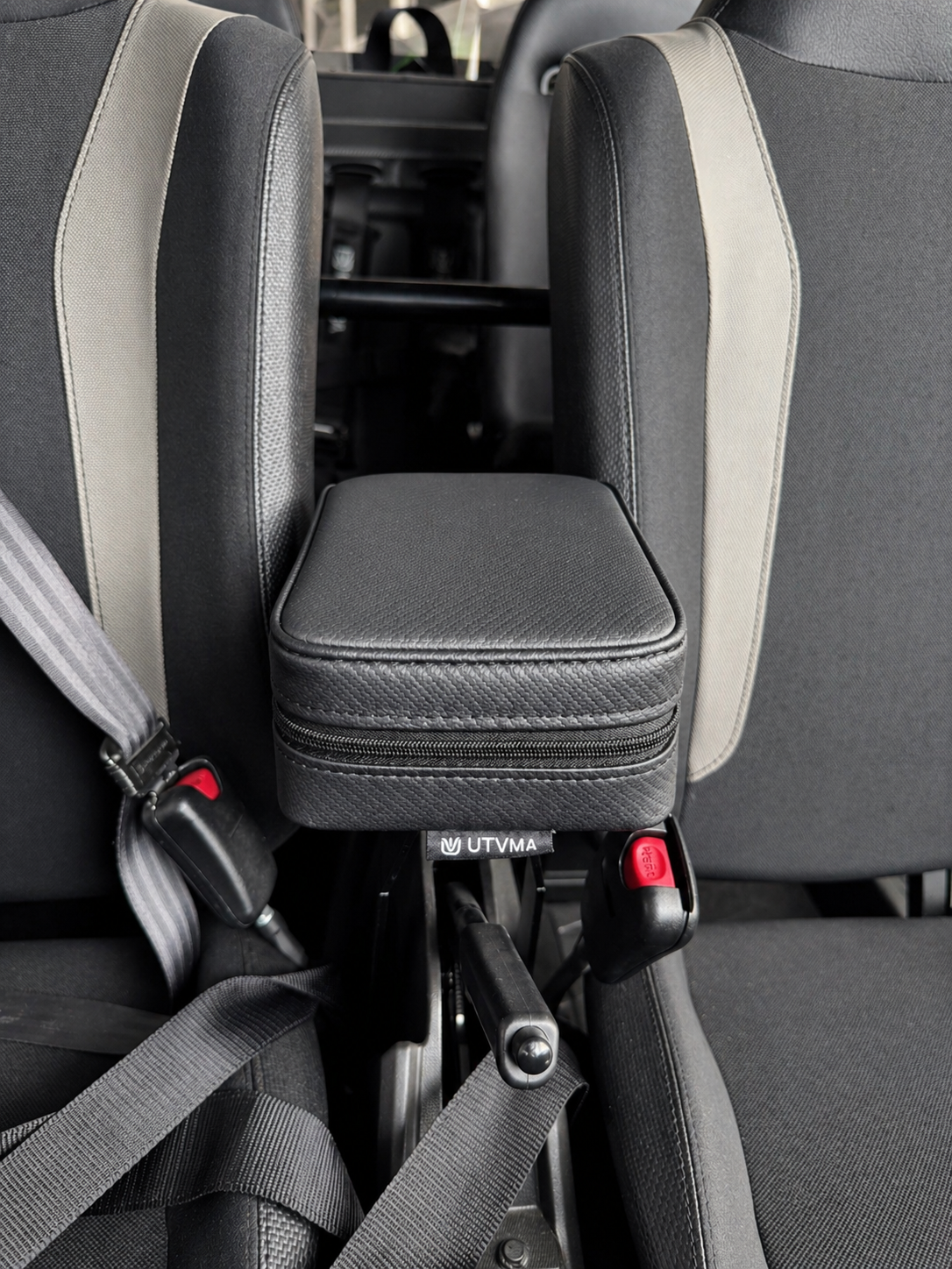 UTVMA Kawasaki KRX Front Armrest with Bracket (2020-2025) – UTV