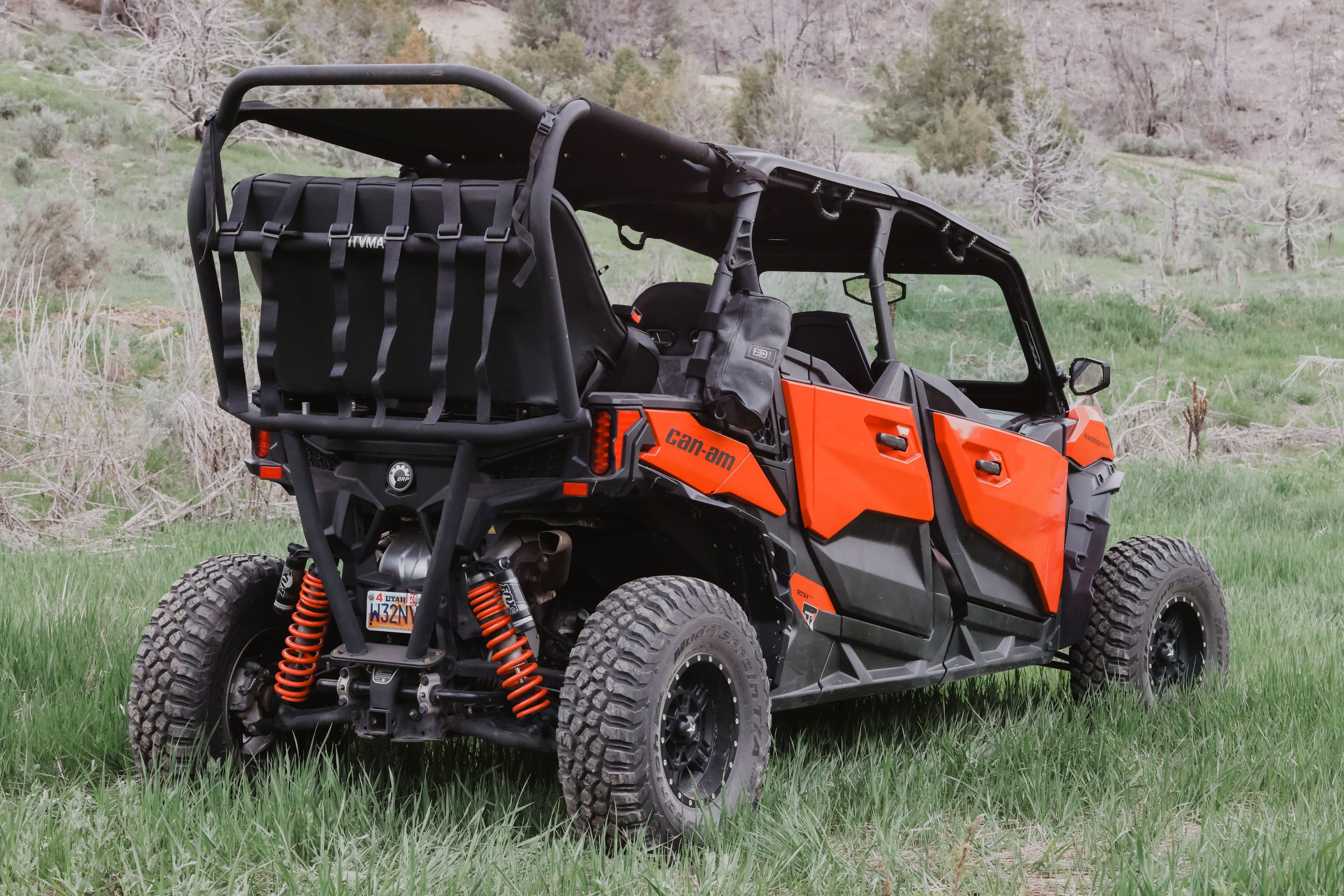 Maverick Sport Max Rear Bench and Roll Cage Kit (2020-2024) – UTV