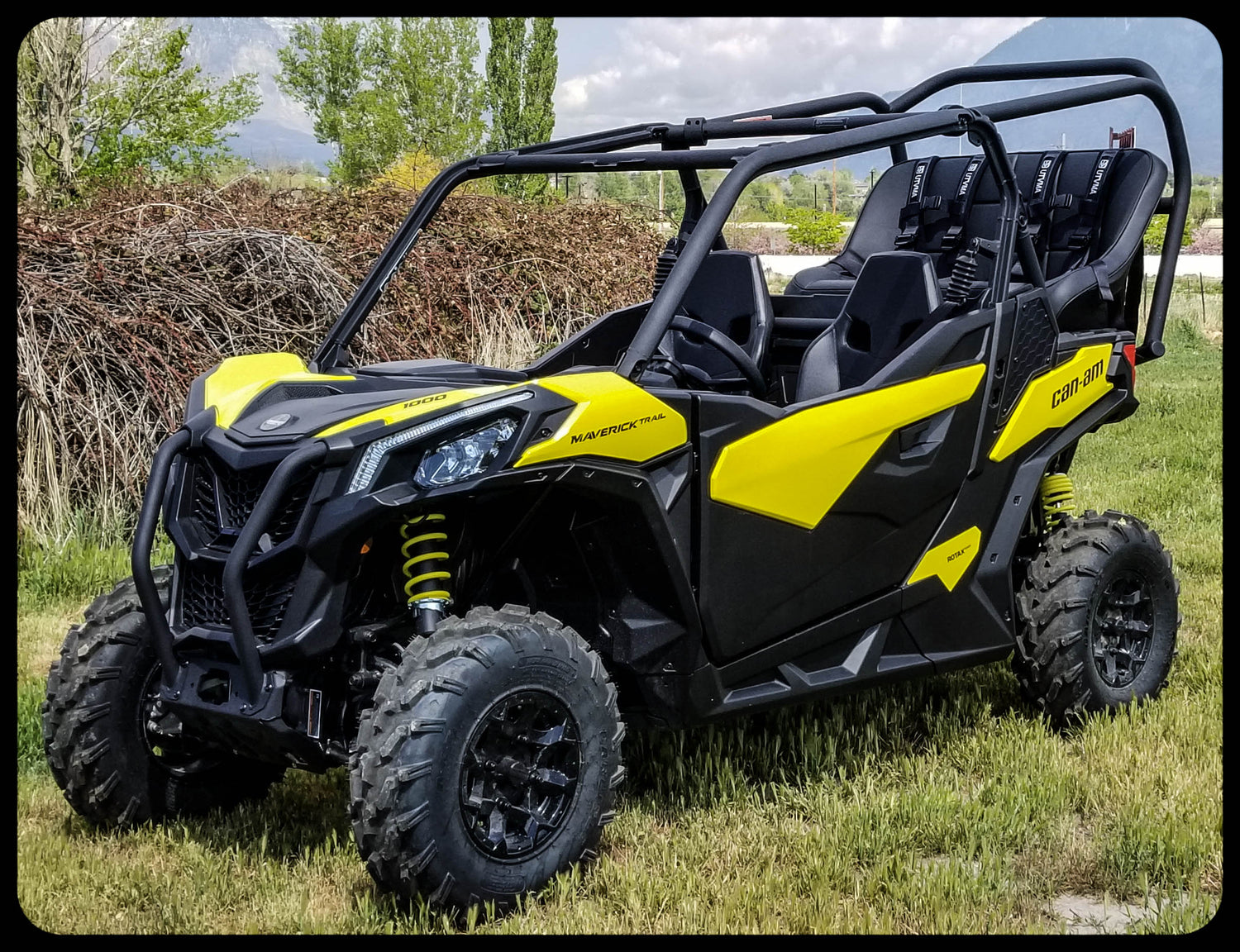 Maverick Sport / Maverick Sport Max Rear Bench and Roll Cage Kit (2018-2026)
