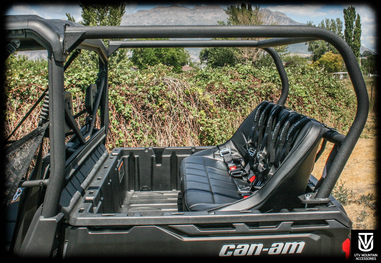 Defender Backseat and Roll Cage Kit (2014-2024)