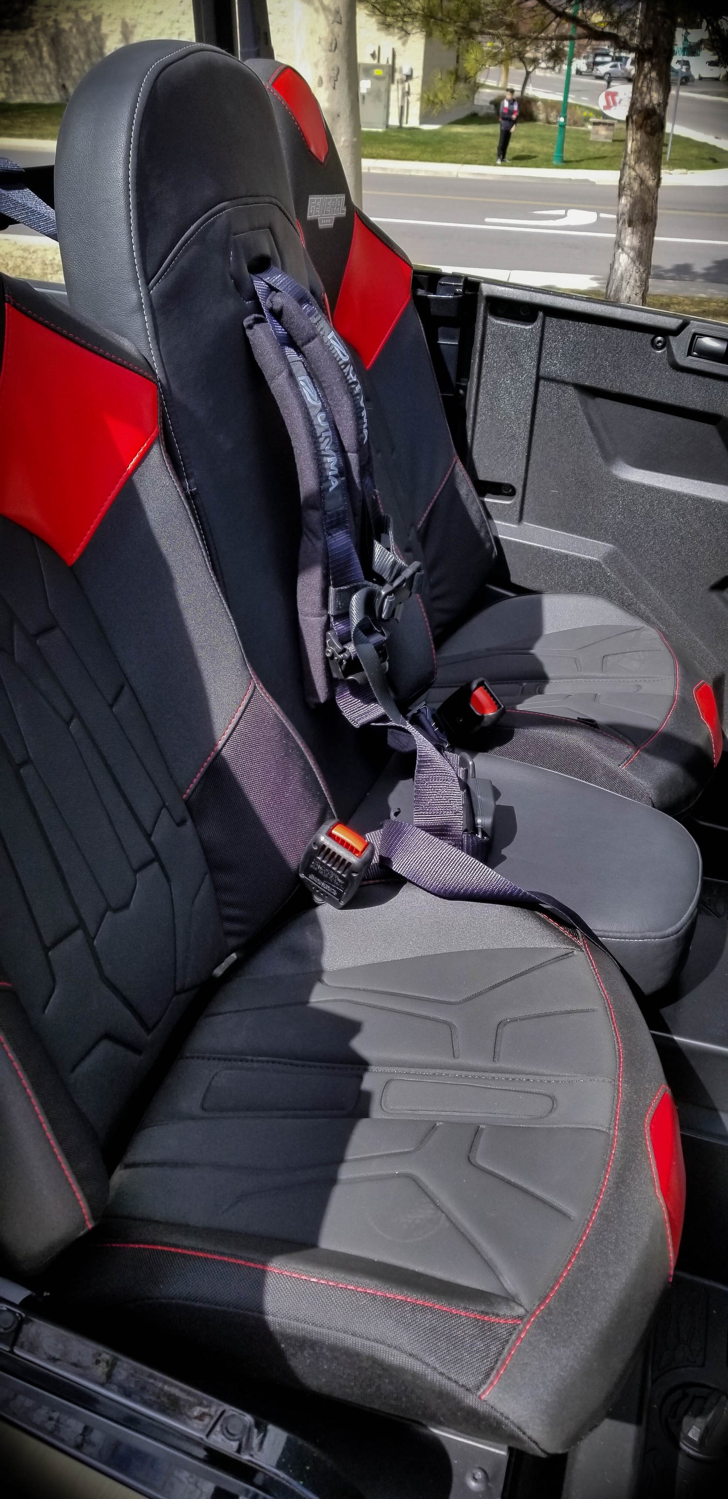 General 4 Rear Bump Seat w Console Delete Kit (2016-2024)